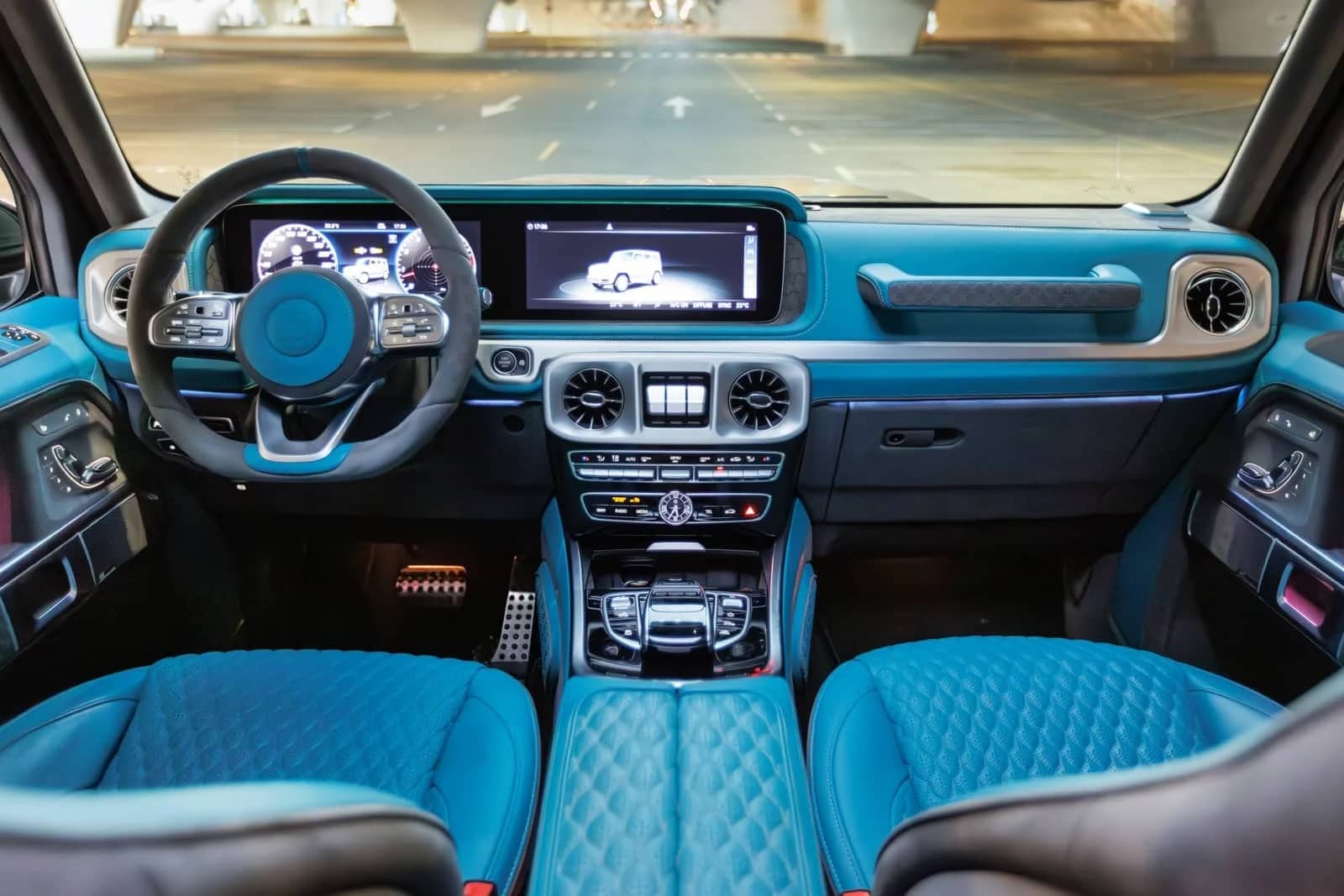 Luxury car salon interior - View 4