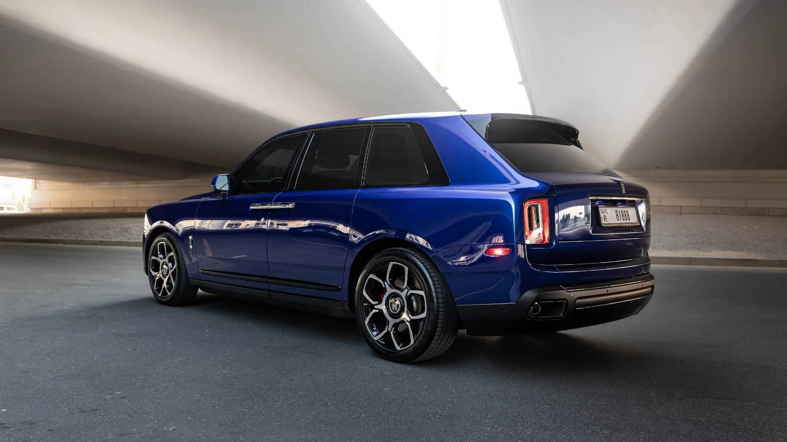 Cullinan Black Badge Blue - Luxury